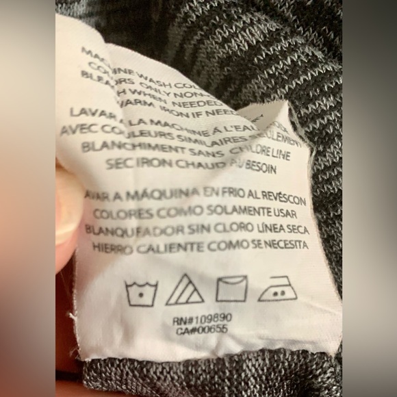 Melissa McCarthy Seven7 Long Sleeved Blouse - Picture 10 of 10